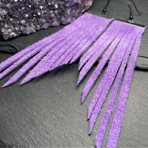 Genuine Suede In Deep Purple Hand Cut Fringe Boho Earrings - Picture 6 of 14